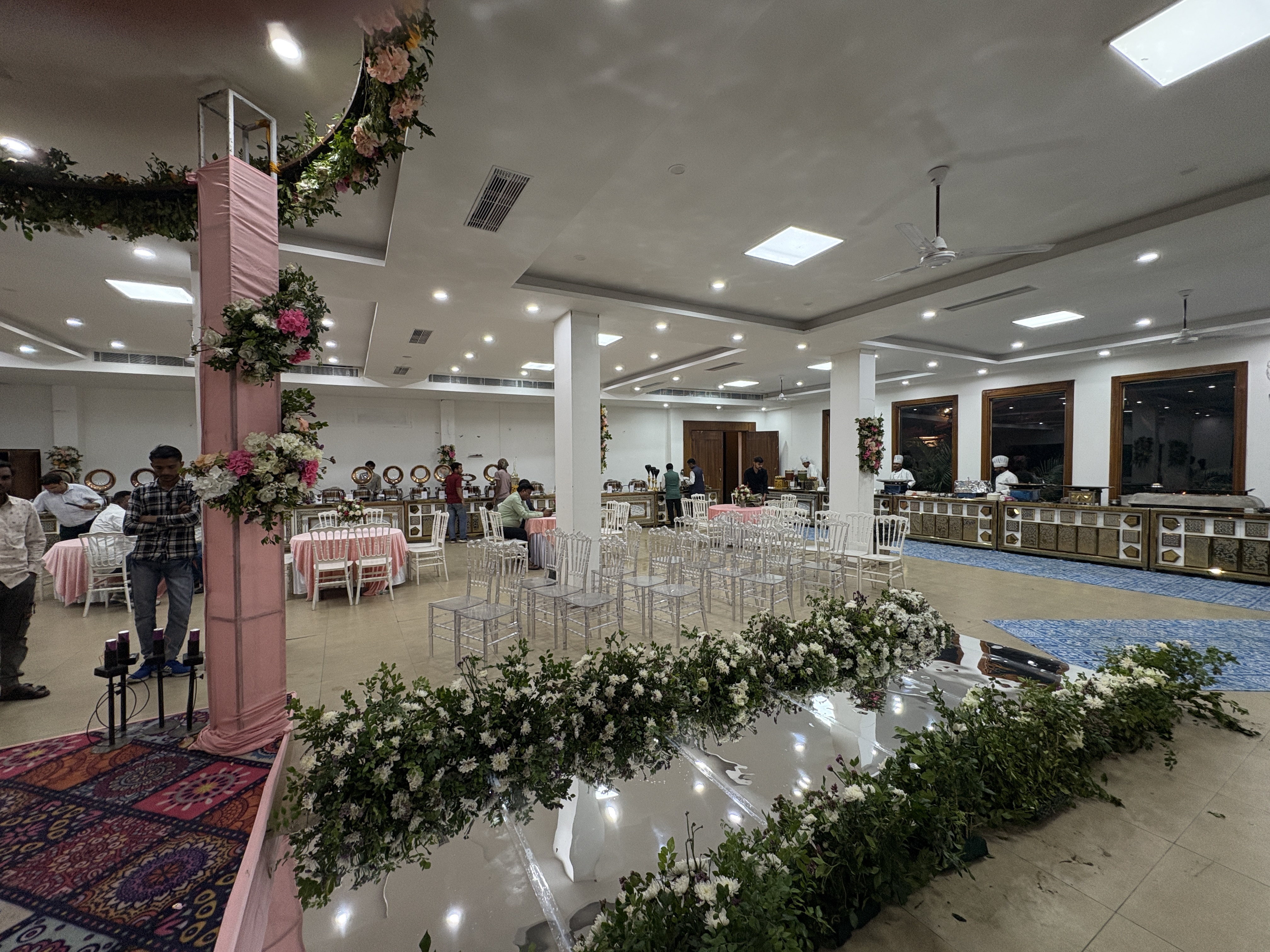 Indoor wedding decor photo at Corbett Wild Resort